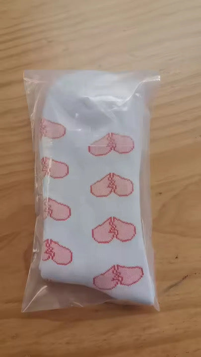 Socks (pink hearts)